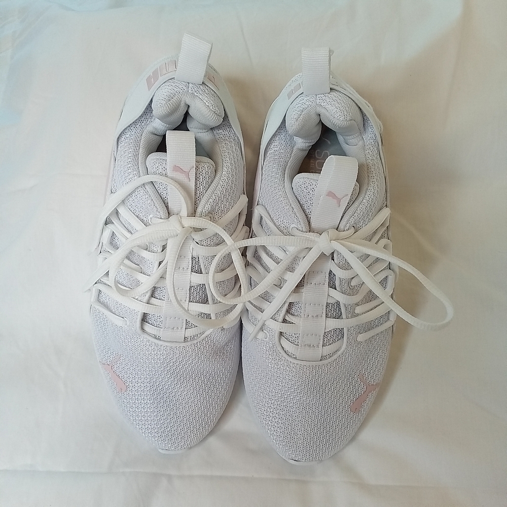 Puma leather white and pink sneakers, especially for women in size 8.5 wide